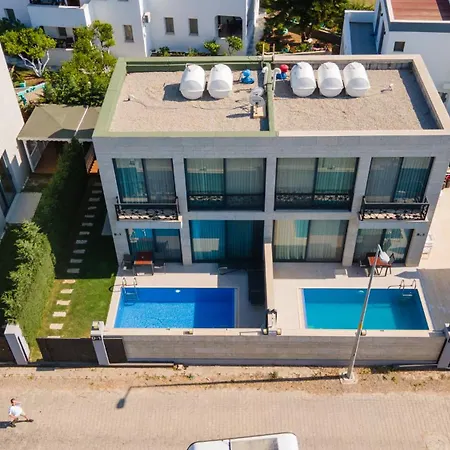 Hotel Cuneydi
