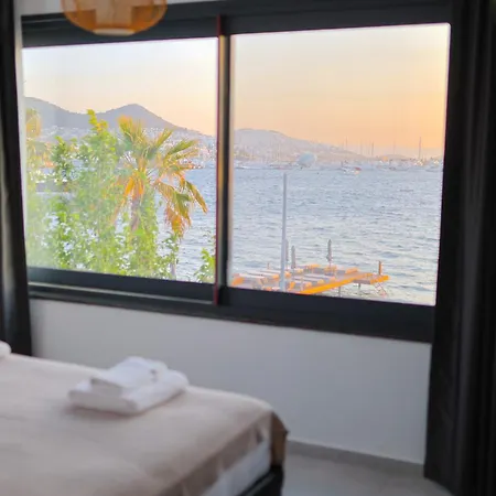 Hotel Cuneydi *