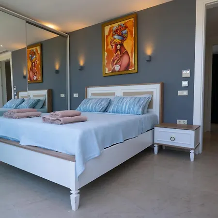 Отель Blue Point