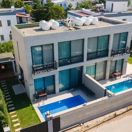 Blue Point Hotel