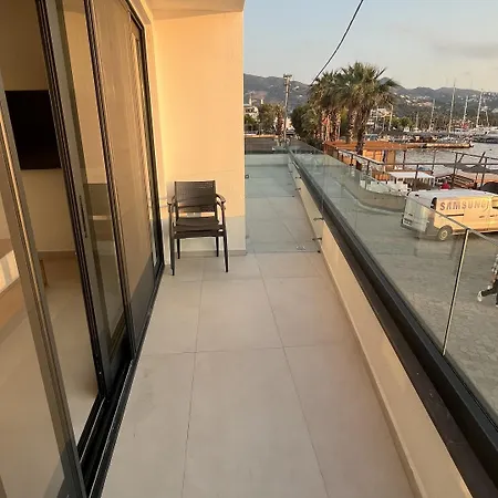 Blue Point Отель Яликовак